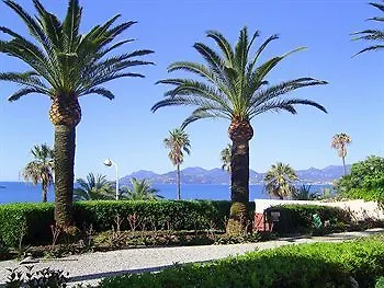 Coeur De Cannes Beach Apartment